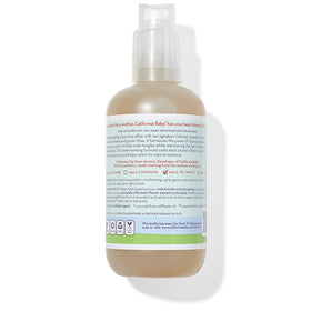 California Baby Calming Hair Detangler Spray lavender scent adds light fragrance while smoothing strands.