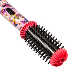 Calista GoGo Mini ionic-ceramic barrel delivers frizz control and shine.