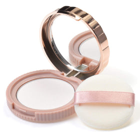 CANMAKE Secret Beauty Powder 01 Clear brush application for a light setting