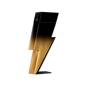 Carolina Herrera Bad Boy Extreme spray nozzle in action for day-to-night versatility.