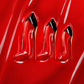 Carolina Herrera Very Good Girl EDP notes of rose and currant for vibrant allure.