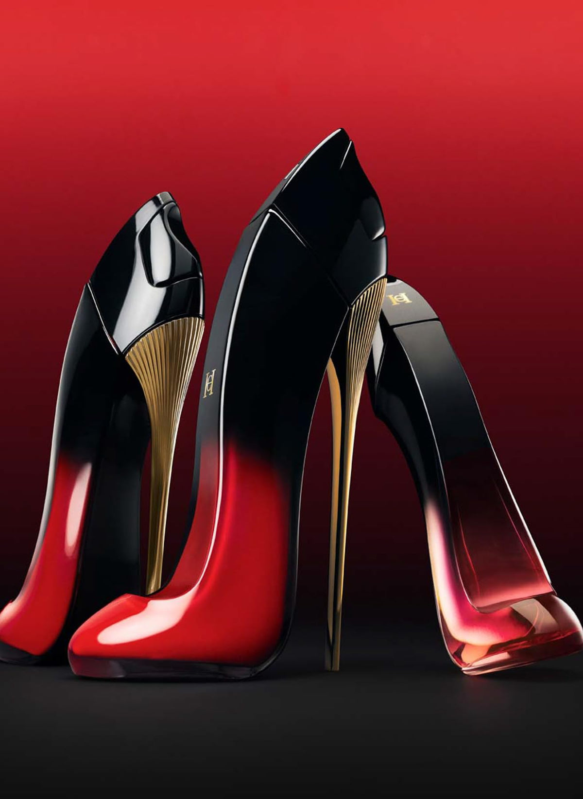 Carolina Herrera Very Good Girl Elixir embossed label close-up for luxury branding