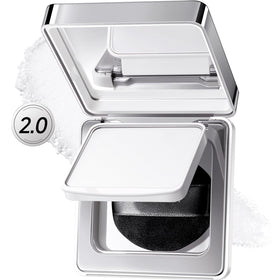 CARSLAN 2.0 Black Magnet Soft Focus Powder compact provides all-day oil control with a subtle blur.