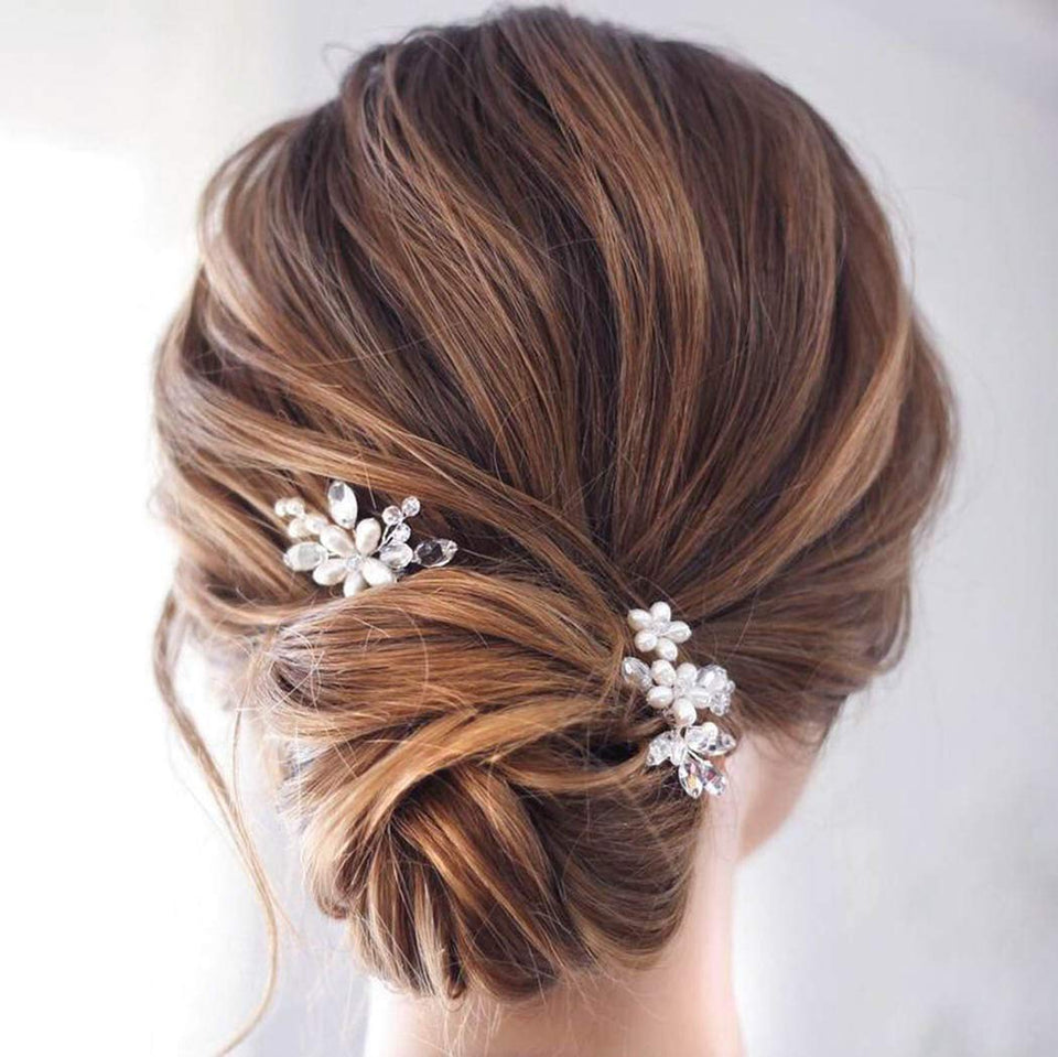 Catery flower bridal hair pin in silver with pearl and crystal beads.
