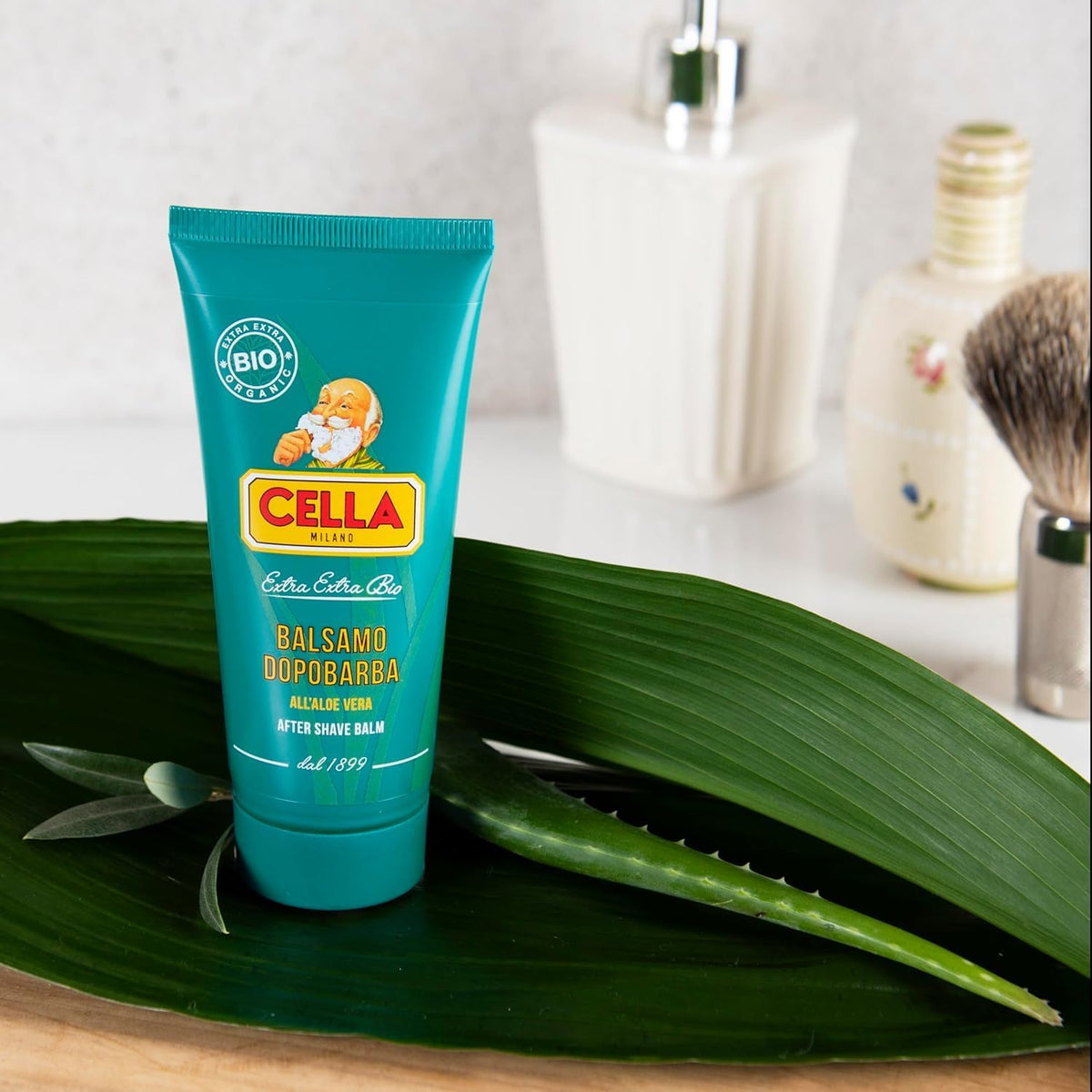 Cella Milano pink pepper fragrance detail conveys refined scent suitable for daily wear.