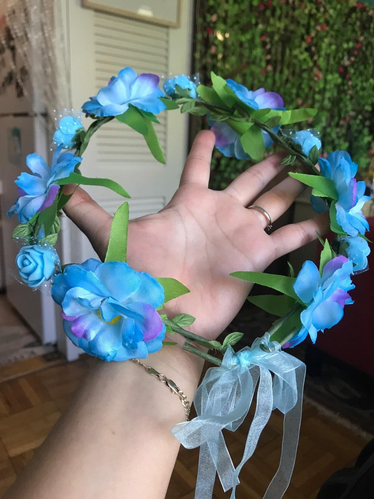 CellElection wedding bridesmaid headpiece complements various outfits