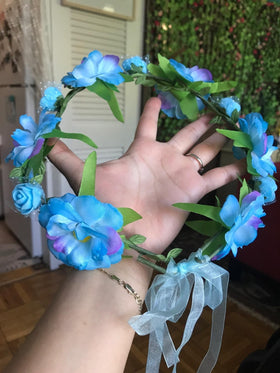 CellElection wedding bridesmaid headpiece complements various outfits