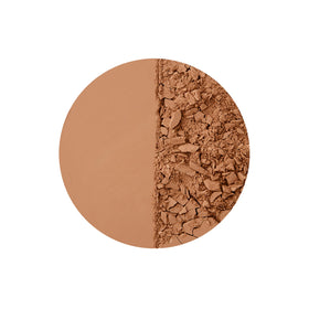 Charlotte Tilbury Airbrush Bronzer Refill with hyaluronic acid for hydrated wear.