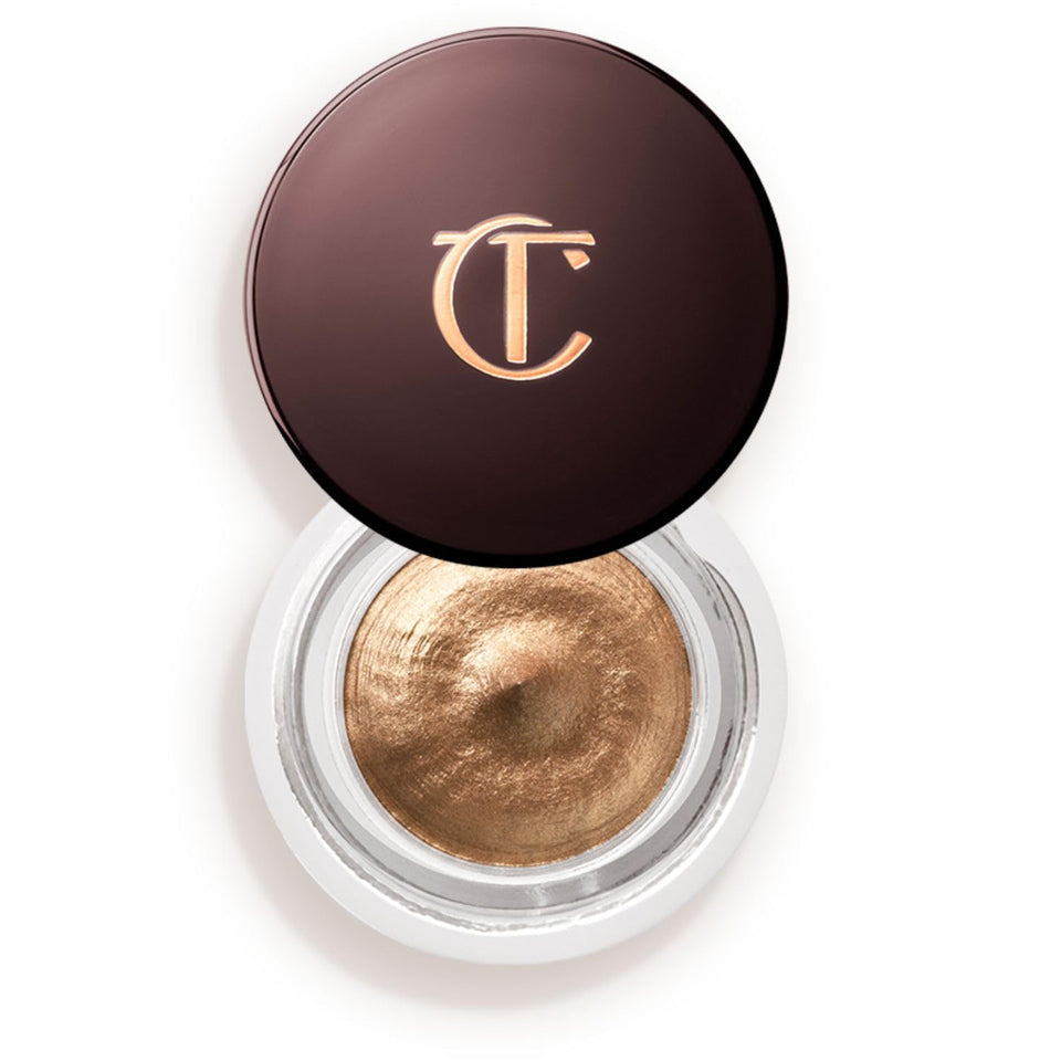 Charlotte Tilbury Eyes to Mesmerize Amber Gold pot shows a creamy, water-infused formula for radiant, crease-resistant color.