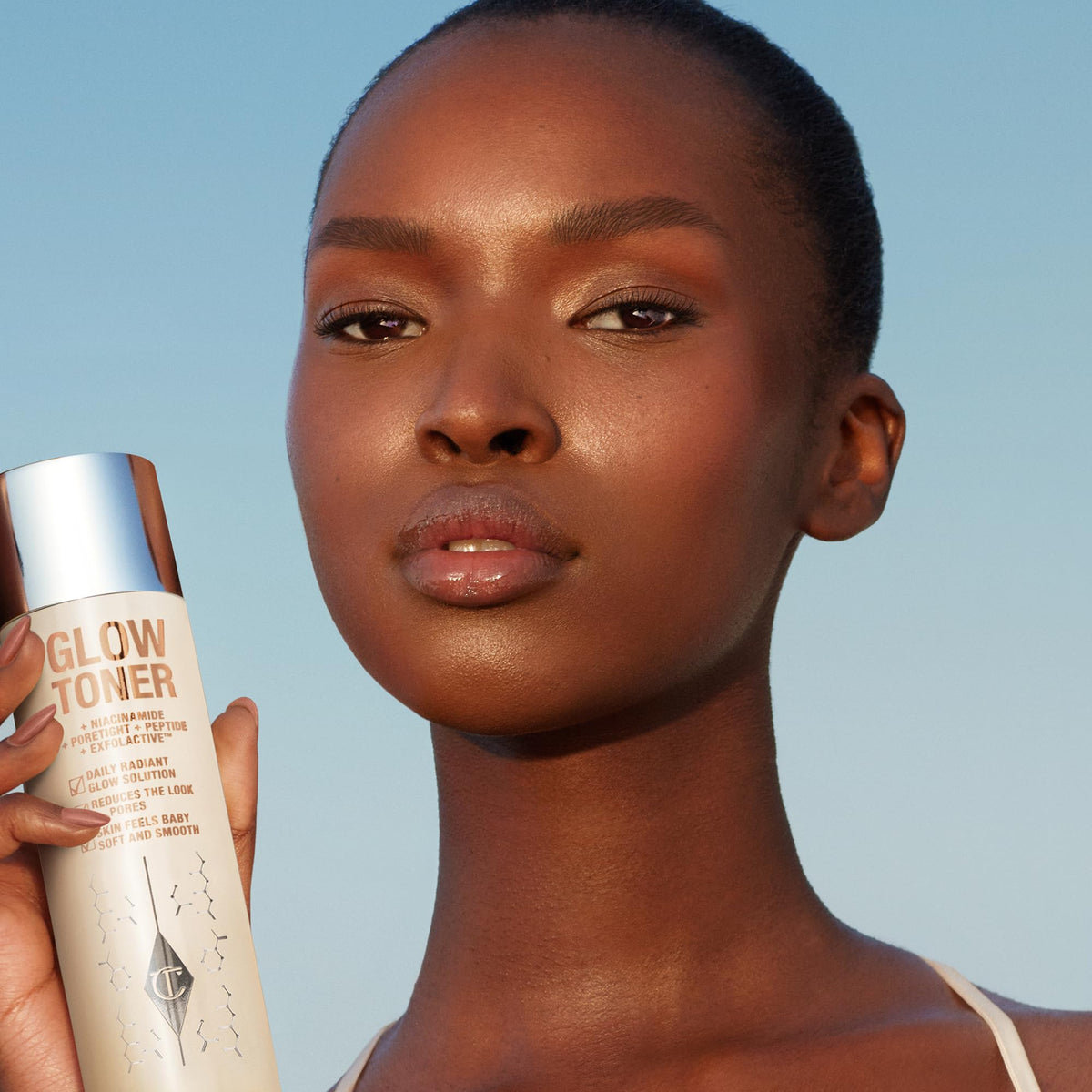 Niacinamide ingredient spotlight in Glow Toner for balanced-looking skin.