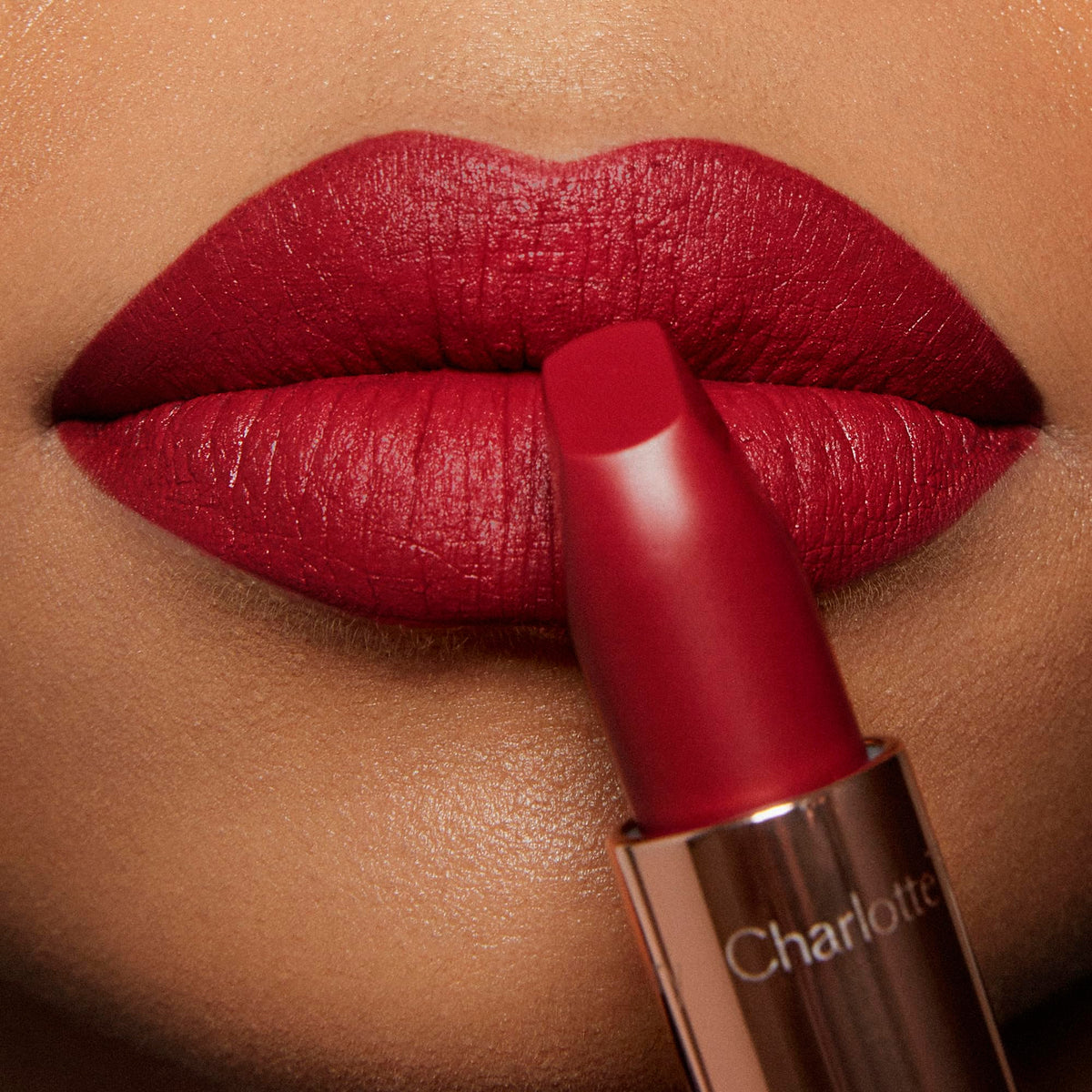 Charlotte Tilbury lip nourishing extracts closeup promoting comfortable wear
