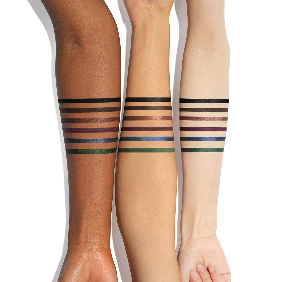 Smudger brush tip enables seamless blending and softness.