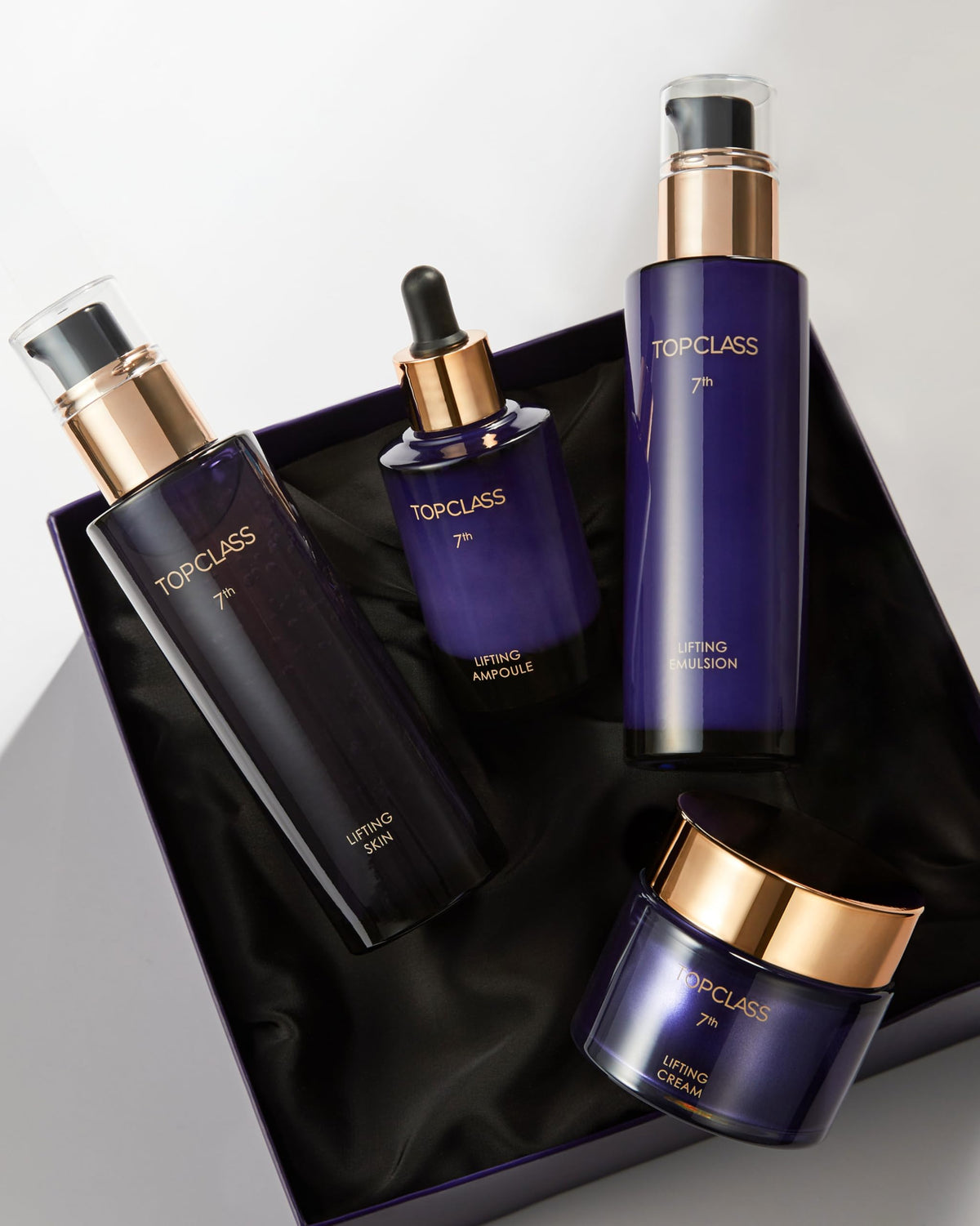 CHARMZONE TopClass Lifting Cream rich texture for smooth layering.