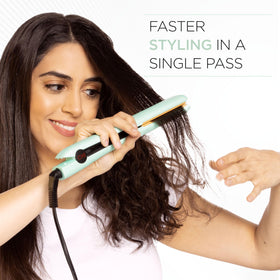 CHI Original ergonomic design offers comfortable, precise styling control.