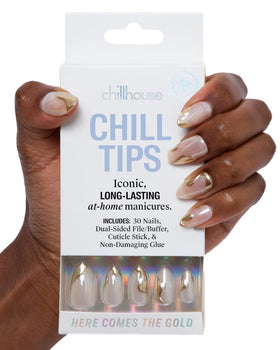 Chillhouse Here Comes The Gold Oval tips set for quick fashion nails at home.