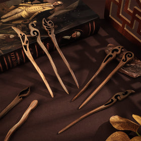 Chuangdi Chinese element hairstick with classic carving for cultural flair.