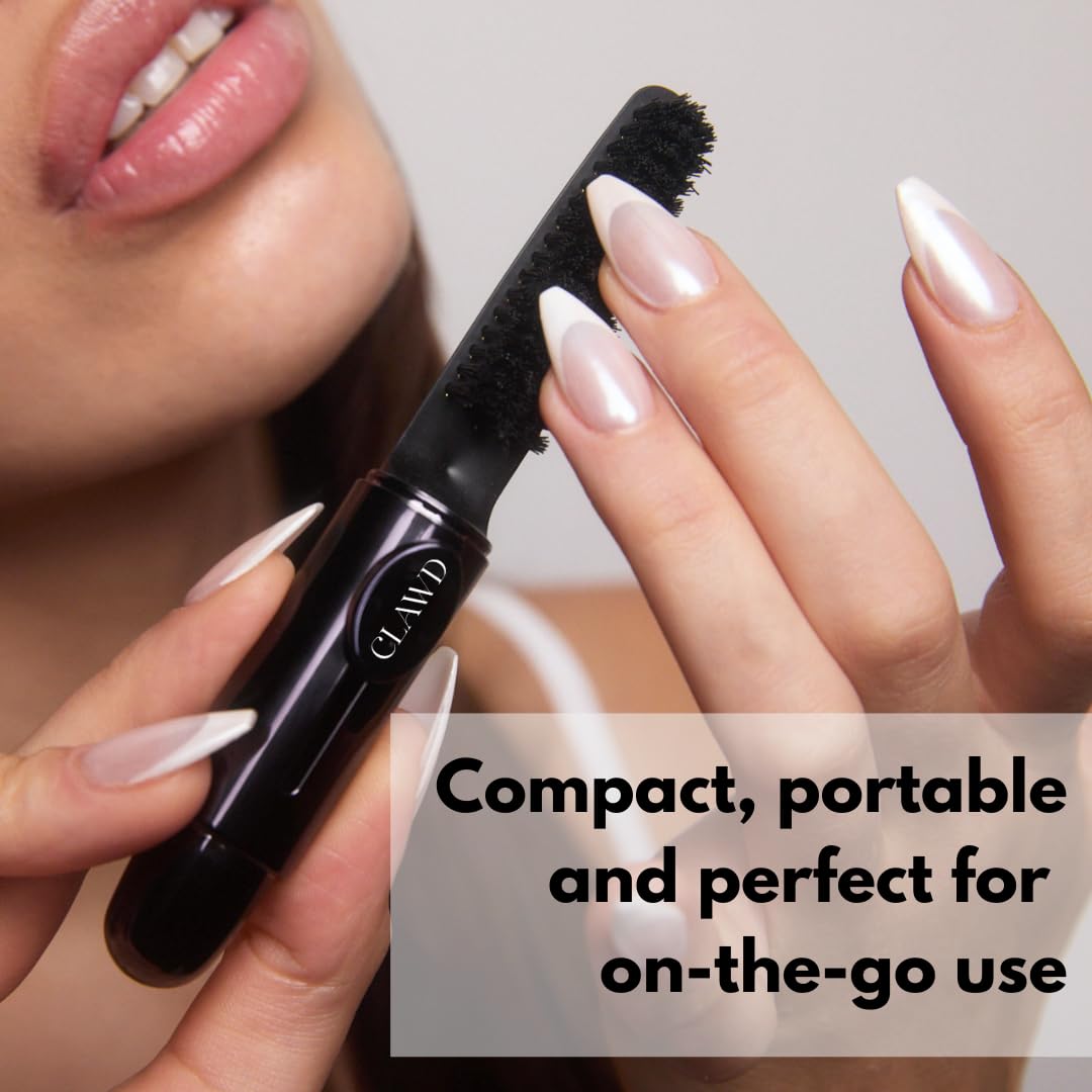 CLAWD clip-on keychain keeps the brush handy for everyday use.