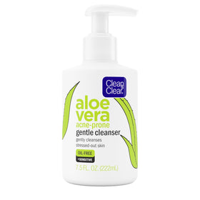 Clean & Clear Aloe Vera Gentle Facial Cleanser bottle front, oil-free for acne-prone skin.