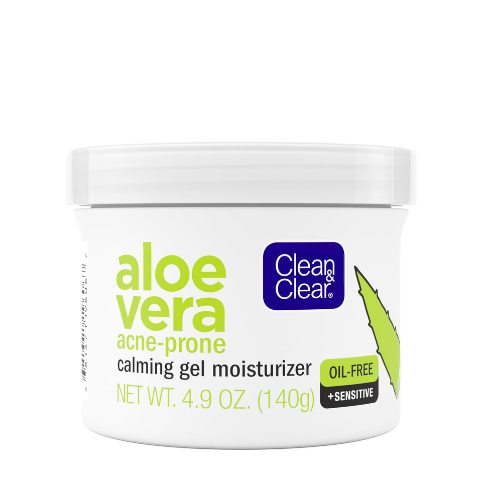 Clean & Clear Aloe Vera Calming Gel bottle for oil-free hydration on sensitive skin.