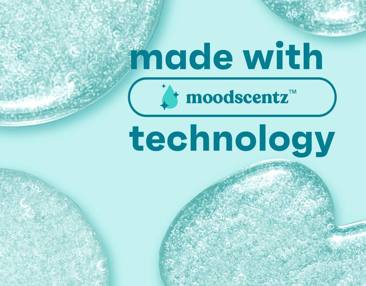 Vegan and cruelty-free badge on the Clean & Clear Exfoliating Cleanser packaging.