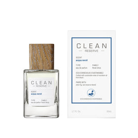 Close-up of neroli heart in CLEAN RESERVE Acqua Neroli highlighting white florals