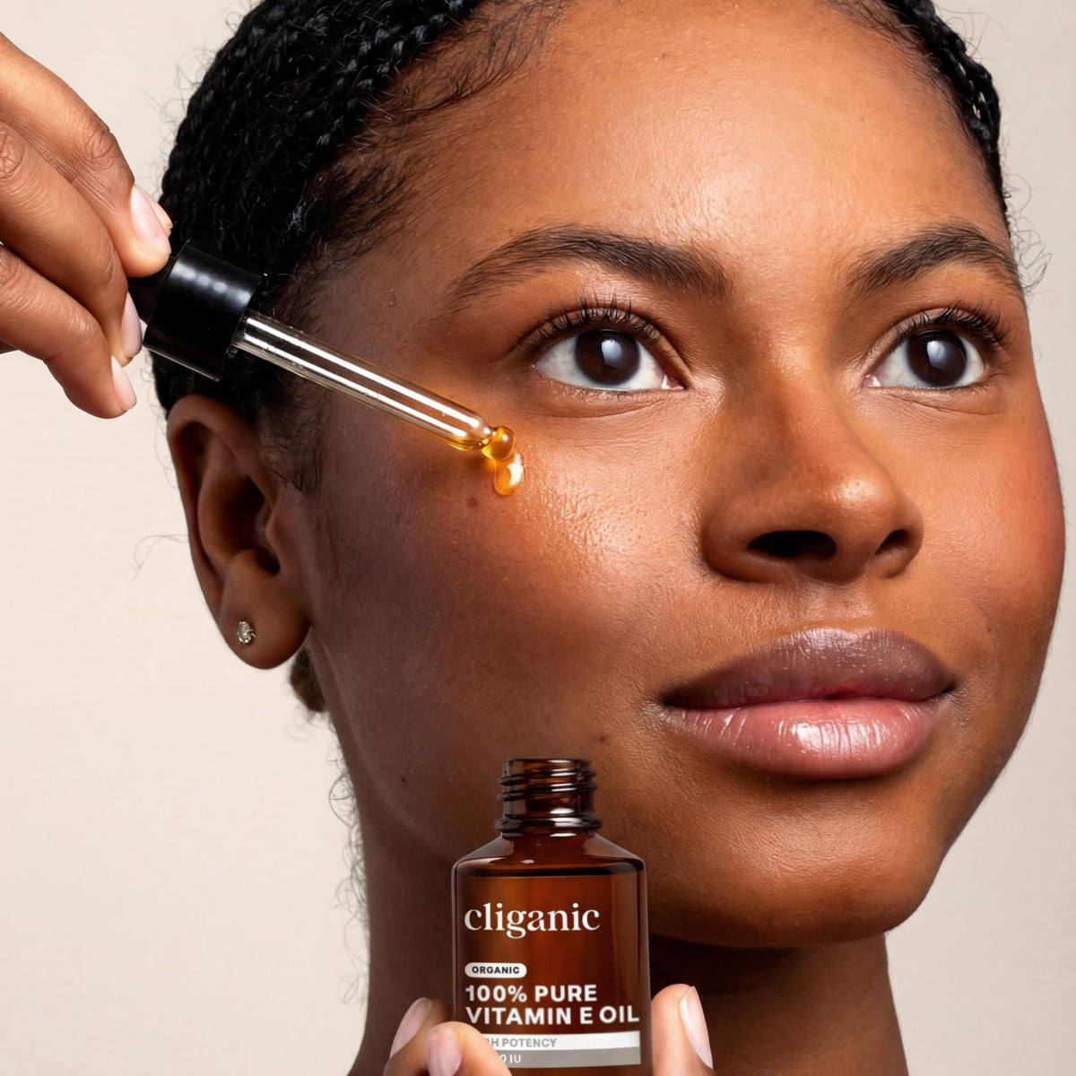 Cliganic Organic Vitamin E oil pump bottle for easy skincare routine.