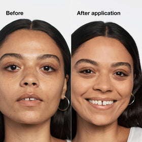 Clinique Beyond Perfecting cream-texture close-up highlights rich pigment for full coverage.