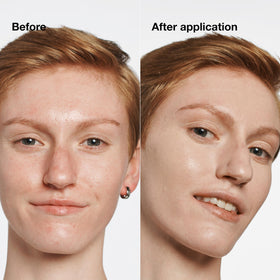 Clinique Beyond Perfecting long-wear texture close-up suggests sweat- and humidity-resistance.