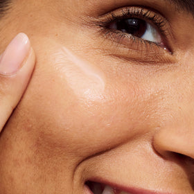 Clinique Even Better Clinical serum texture swatch blending without heaviness.