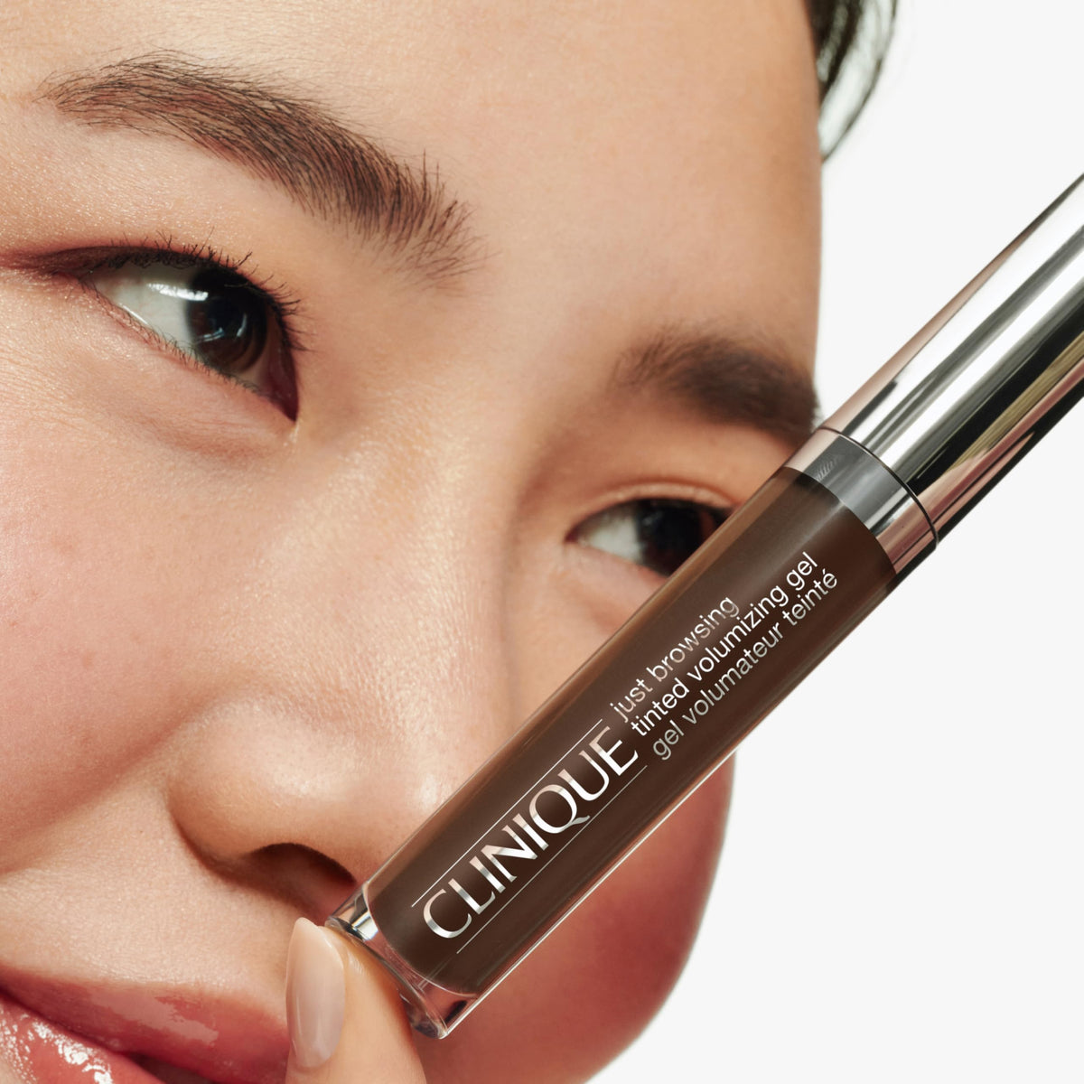 Clinique Just Browsing wear test shows waterproof, smudgeproof performance.