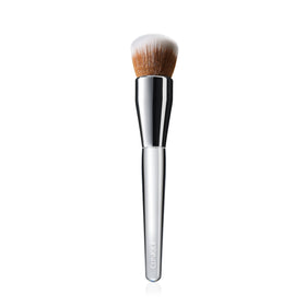 Clinique versatile buffing foundation brush close-up of dense bristles for smooth blending.