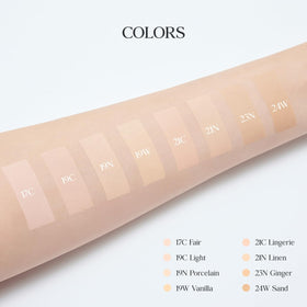 CLIO Kill Cover 4 Blur Powder Technology absorbs oil for matte finish.