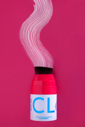 CLOUD Airless pump bottle prevents spills during activity.