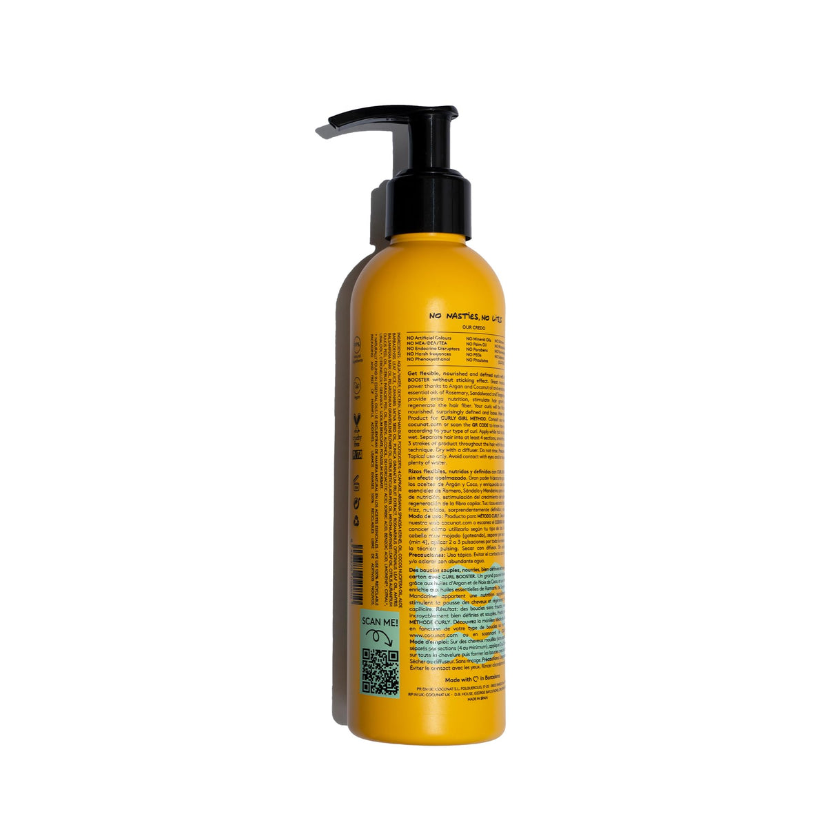 Color-treated hair thrives with COCUNAT gel without weighing curls down.