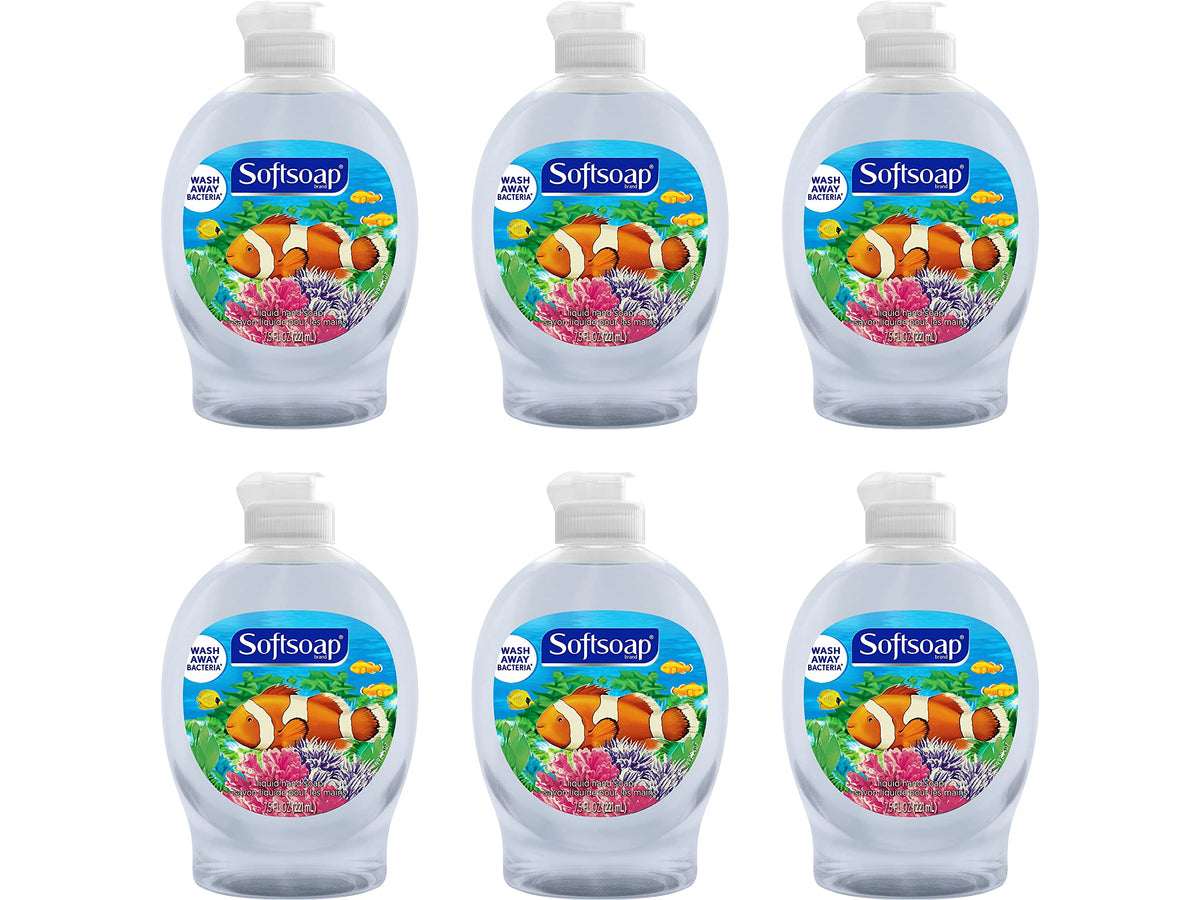 Colgate Softsoap Aquarium Series bottle close-up with clear liquid and fresh scent.