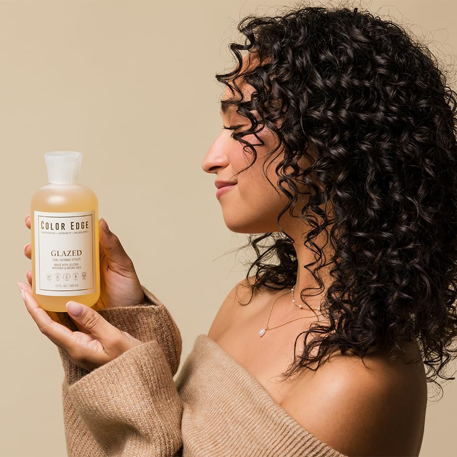 Color Edge Glazed Curl Defining Styler oil blend closeup highlights nourishing ingredients for curls.