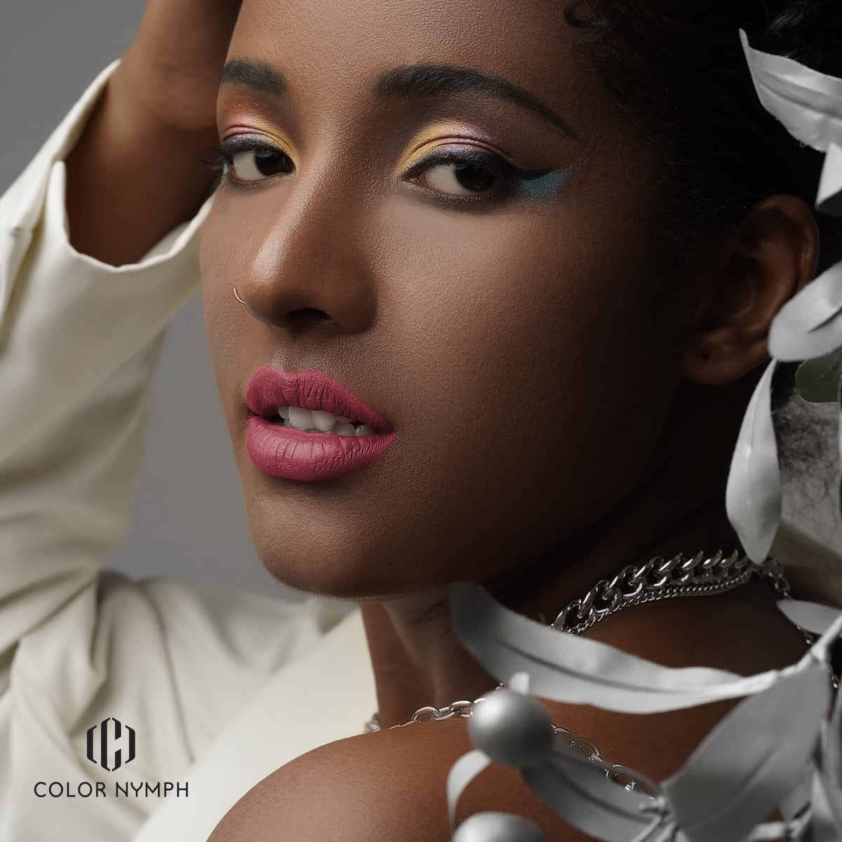 Color Nymph contouring brush enables seamless shading and blending.