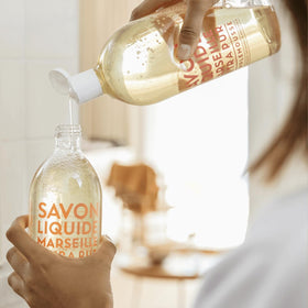 La Compagnie de Provence natural oil ingredients including Sweet Almond, Olive, and Grape Seed Oils