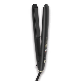 Conair ArteBella flat iron close-up of extra-long plates enables faster styling.