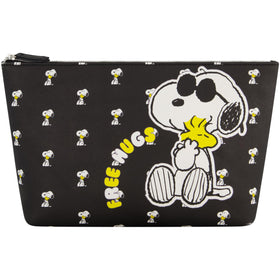 Concept One Snoopy Free Hugs makeup bag featuring the Snoopy and Woodstock design for stylish travel