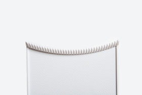 Cooboard XXL White easy-to-clean design keeps tools hygienic.