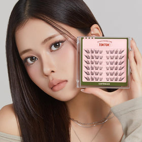 CORINGCO Toktok Hara Light lashes stay waterproof for everyday wear.