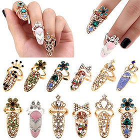 CosCosX crystal nail ring highlights shimmer for daily glamour.