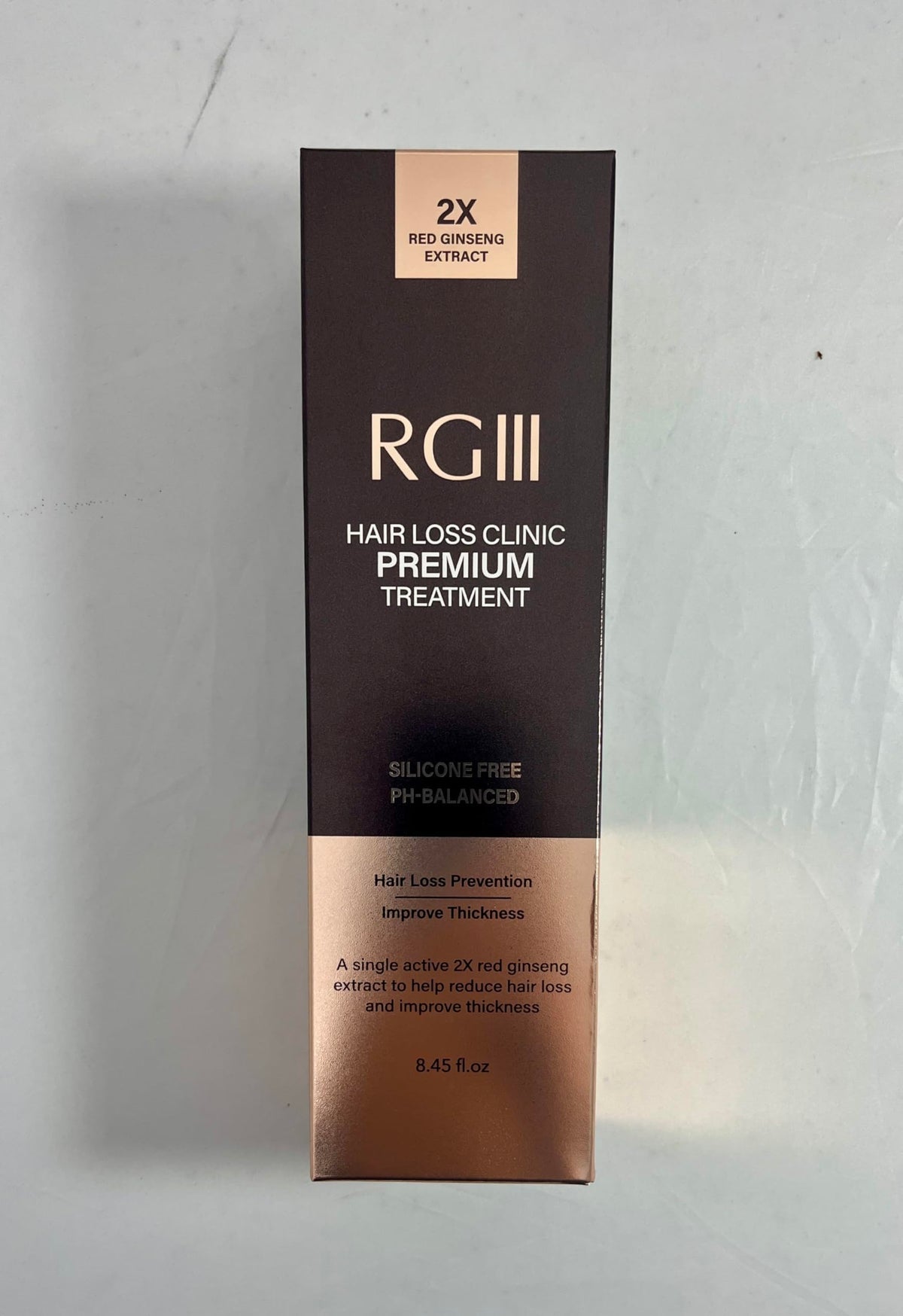COSMOCOS RG3 Premium Treatment texture close-up shows creamy consistency
