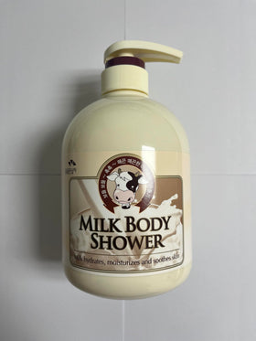 Cosmocos Somang Milk Body Wash close-up reveals creamy texture.