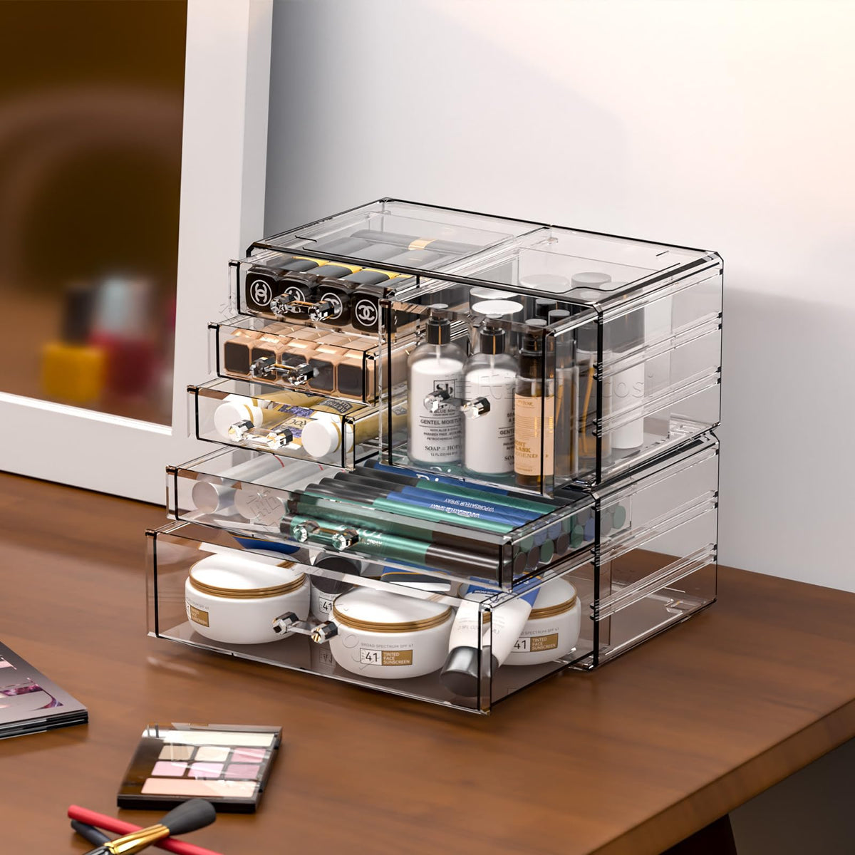 Cq acrylic jewelry and hair clip drawer keeps accessories neat.