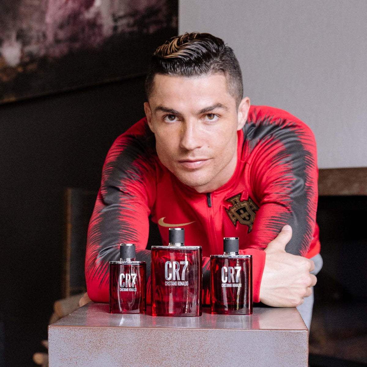CR7 EDT bottle top close-up showing premium cap for on-the-go use.
