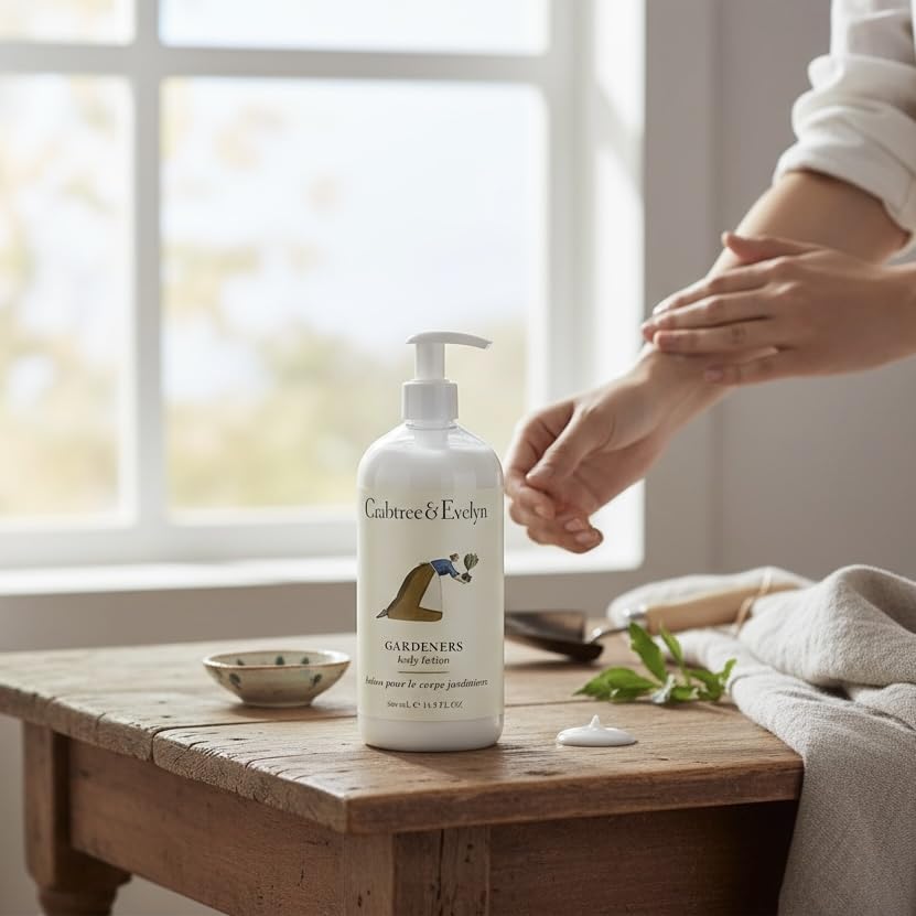 Crabtree & Evelyn Gardeners Body Lotion fragrance swatch highlighting herbal notes