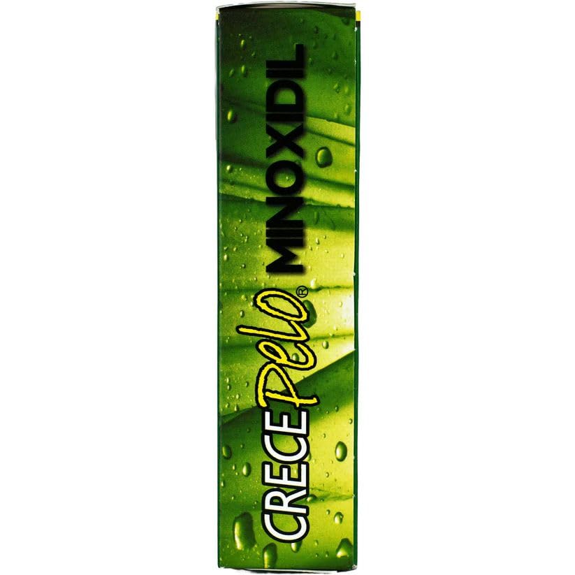 Crece Pelo minoxidil in use during routine hair care and styling.