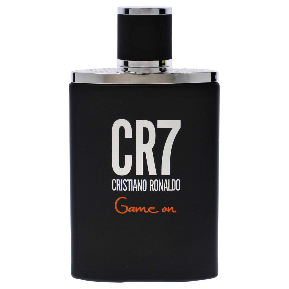 CR7 Game On bottle front view for bold daytime wear.